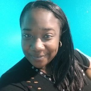 Meet your Posher, Ebony